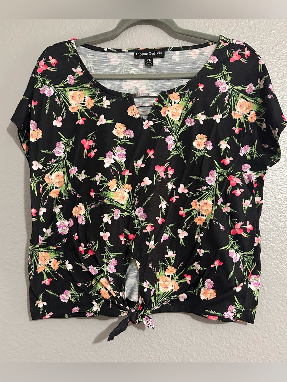 Thomas & Olivia Black Floral Tie-Front Short Sleeve Top